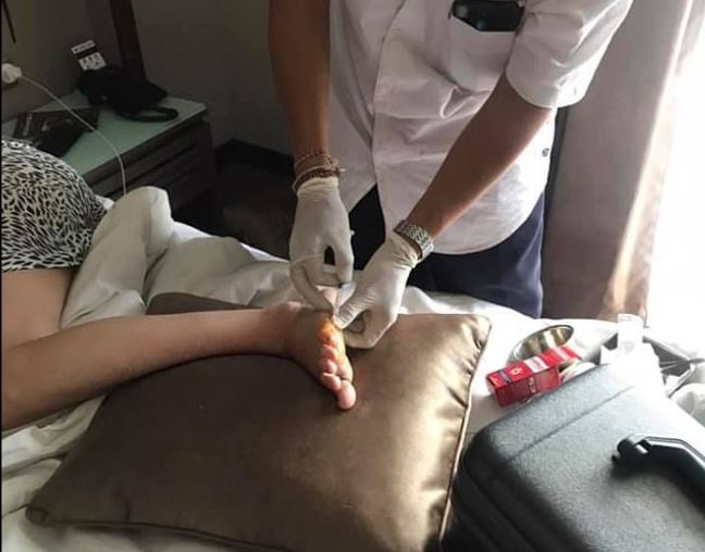 C:\Users\coach\Desktop\An Australian mum has issued a stark warning to holidaymakers after suffering a horrific foot injury after a massage in Bali..jpg