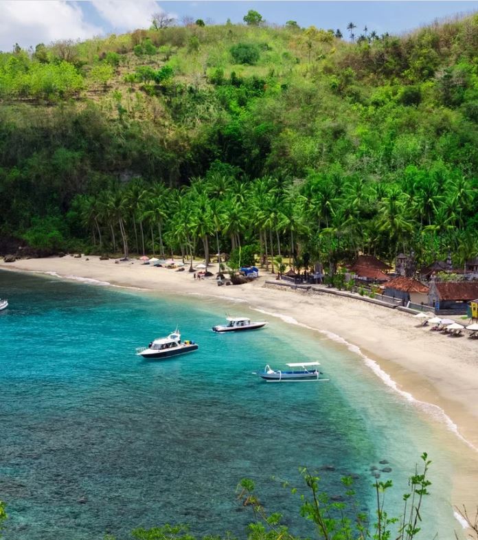 C:UserscoachDesktopCrystal Bay, Nusa Penida, Bali.jpg