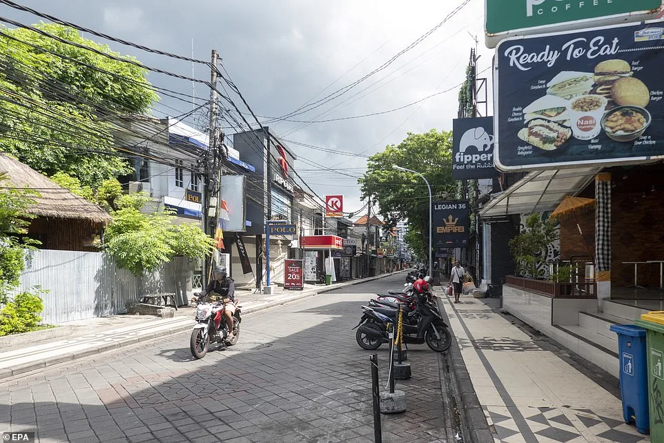 shops closed in bali