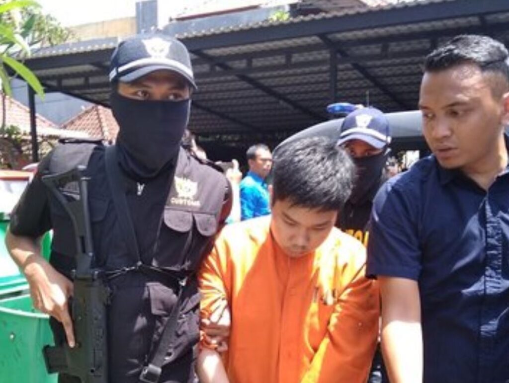 man arrested in bali from hong kong