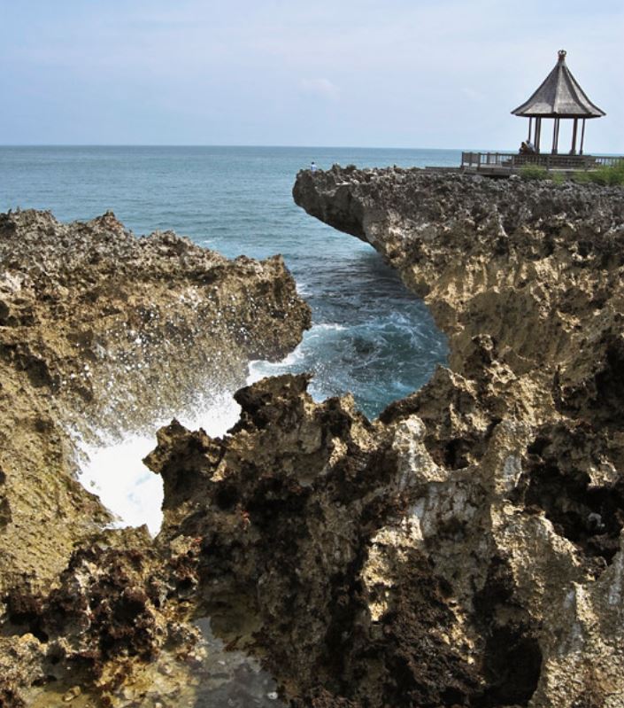 Area where fisherman went missing in Nusa Dua (2)