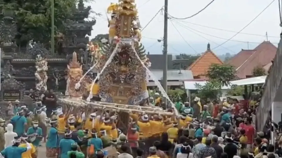 Bali Man Faces 1 Year In Prison For Throwing Ceremony That Hundreds Attended