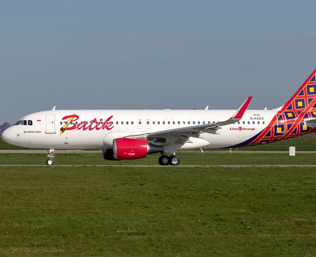 Batik Airways plane taking off
