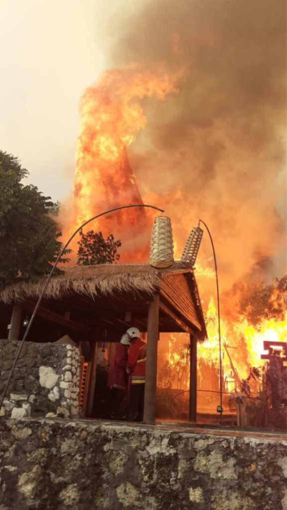 Boutique hotel fire south kuta