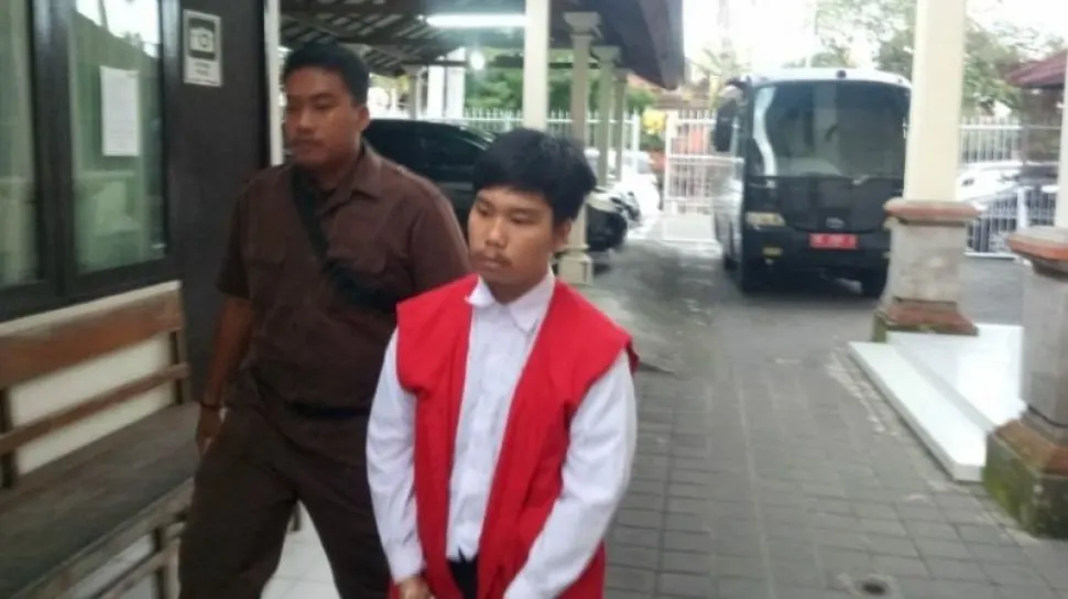 'You Create A Negative Image of Bali Tourism' 19 Year Old Foreigner Gets 20 Years In Prison