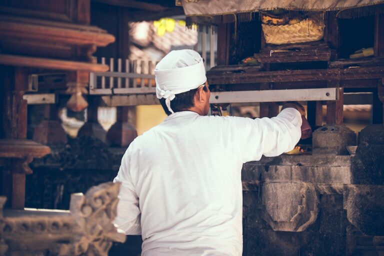 dont be afraid to eat at local bali warungs