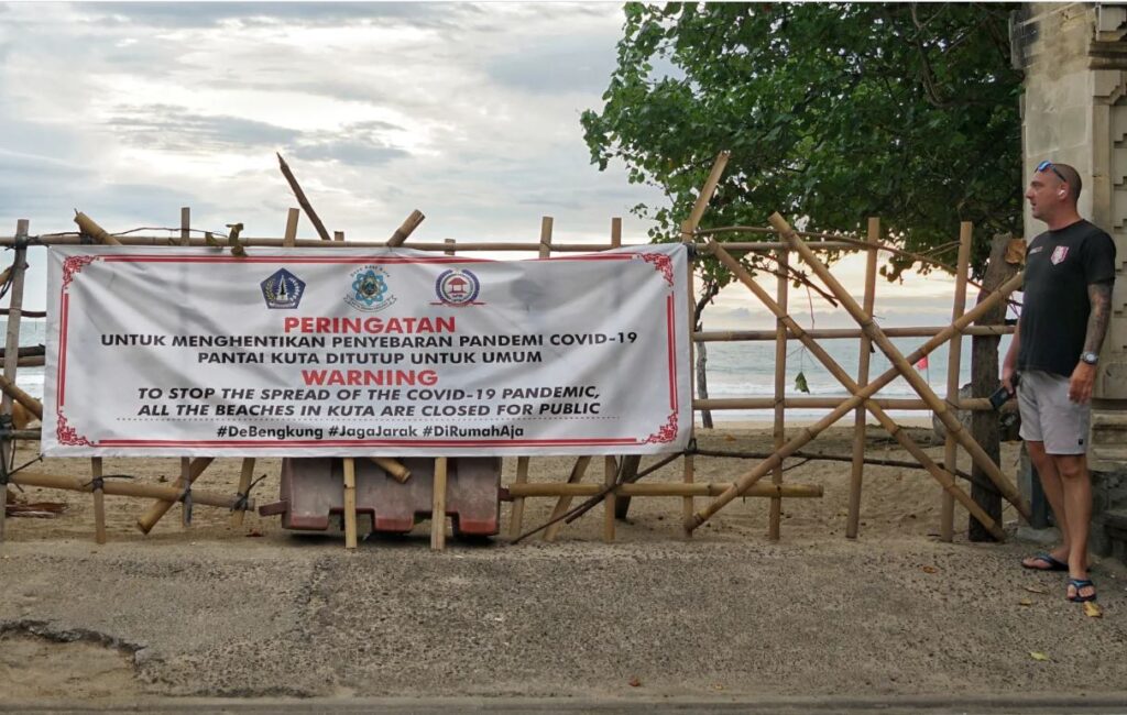 kuta beach closed