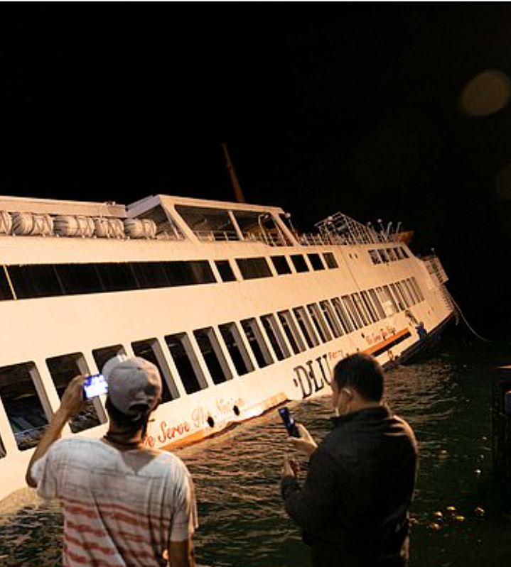 Ferry sinks in Water bali