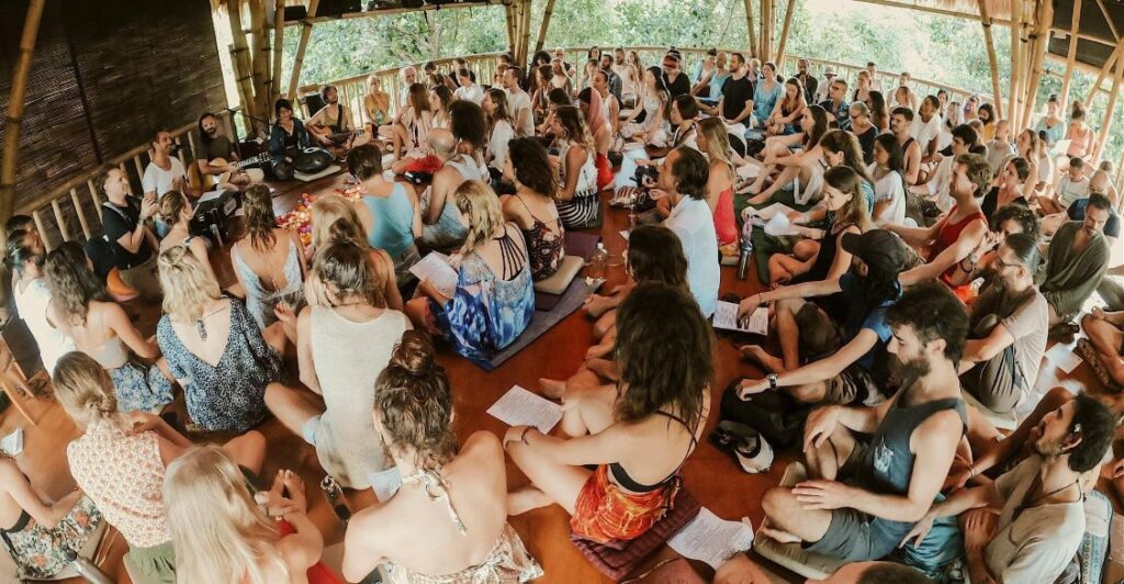Foreign Group In Bali Ignore Health Protocols By Holding Large Spiritual Event