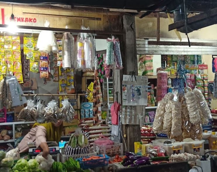 traditional bali market