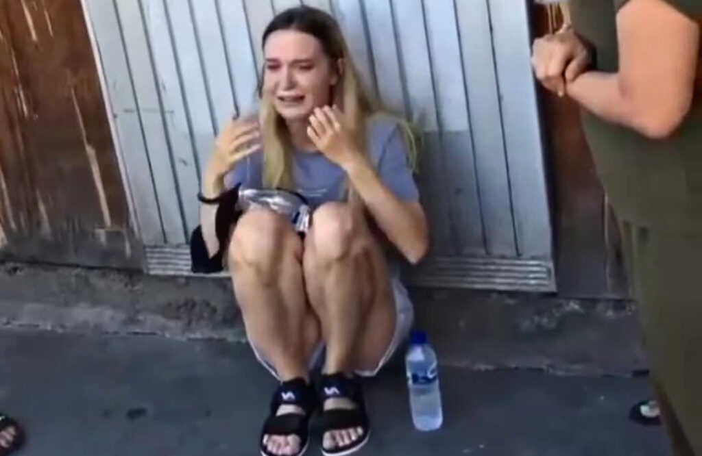 Bali Robbery Leaves Foreigner In Tears