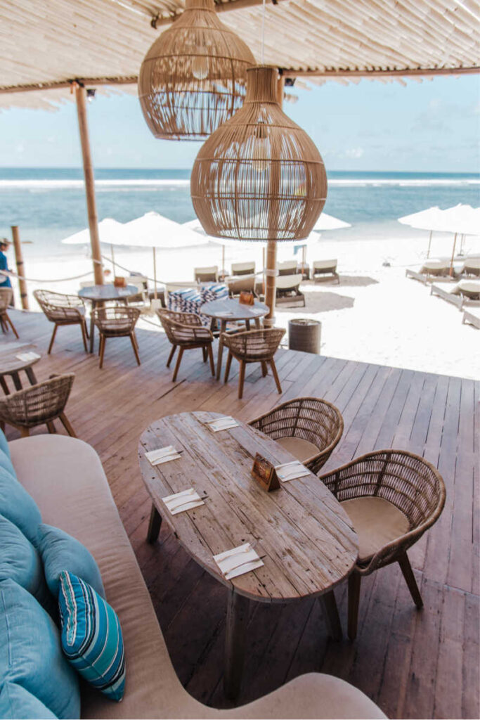 beachside dining