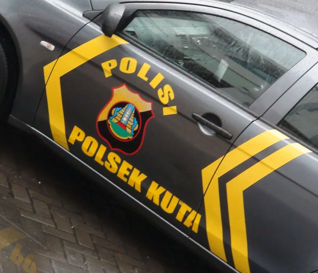 Bali police car