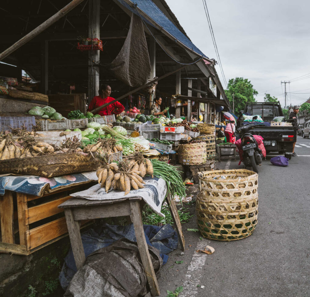 local market (2)