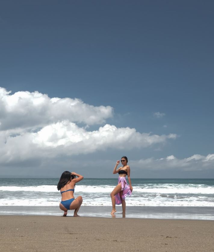 domestic tourists beach