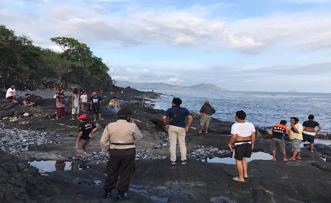 6 Tourists Almost Drown In Bali After Boat Overtaken By Large Waves