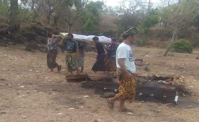 Bali family punished cemetery