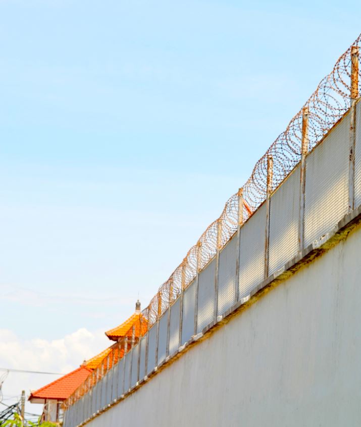 bali prison wall