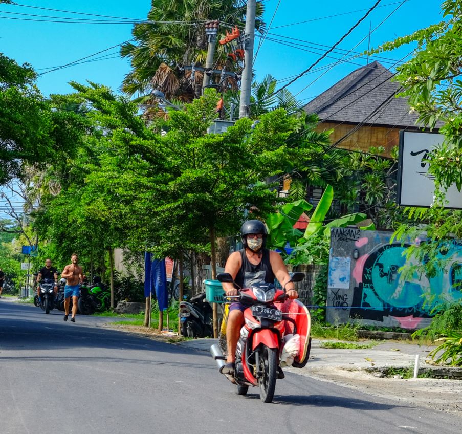 tourists in bali canggu