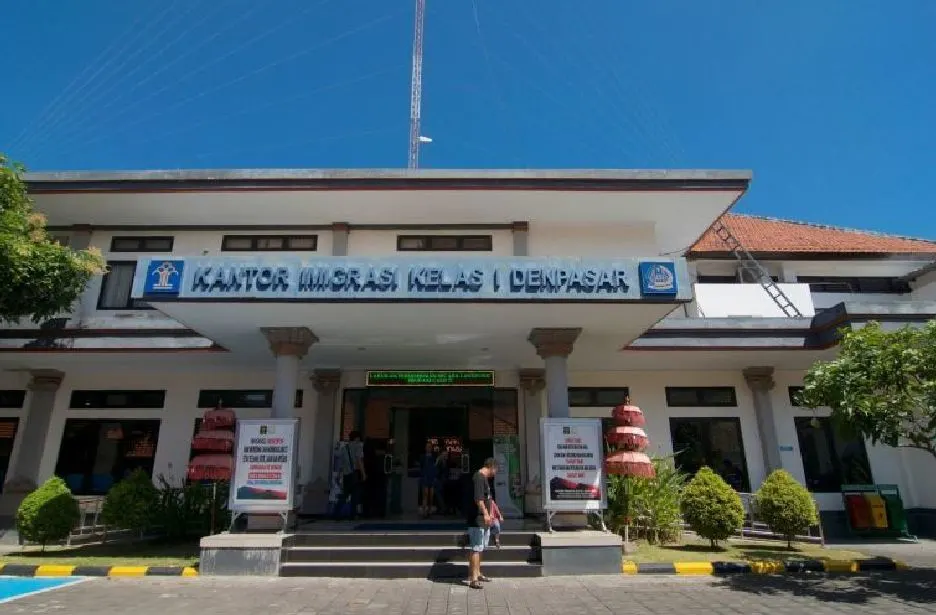 Ukrainian Mother And Daughter Deported After Overstaying Visa in Bali