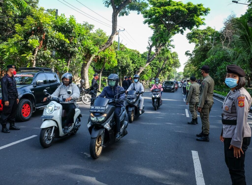 bali traffic police