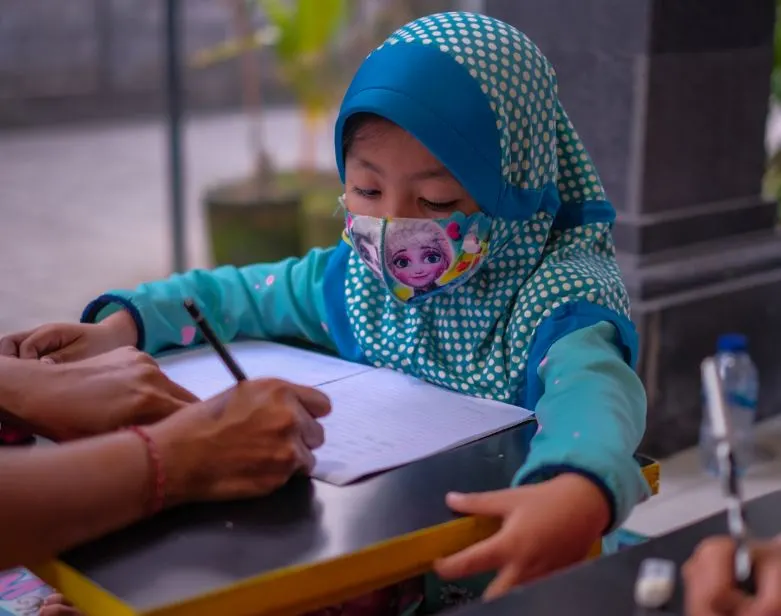 child in bali education