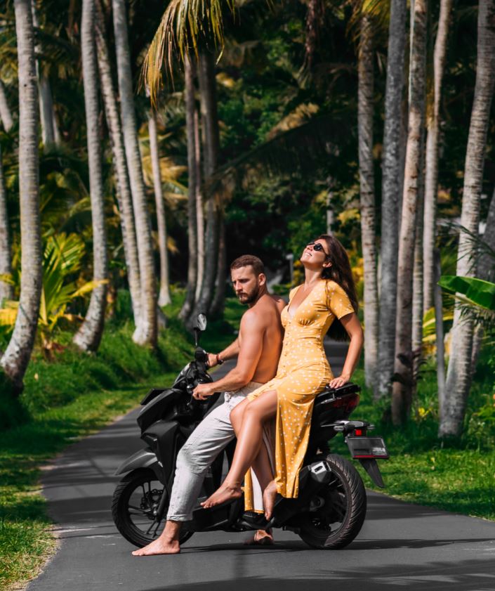 couple on motorbike (2)