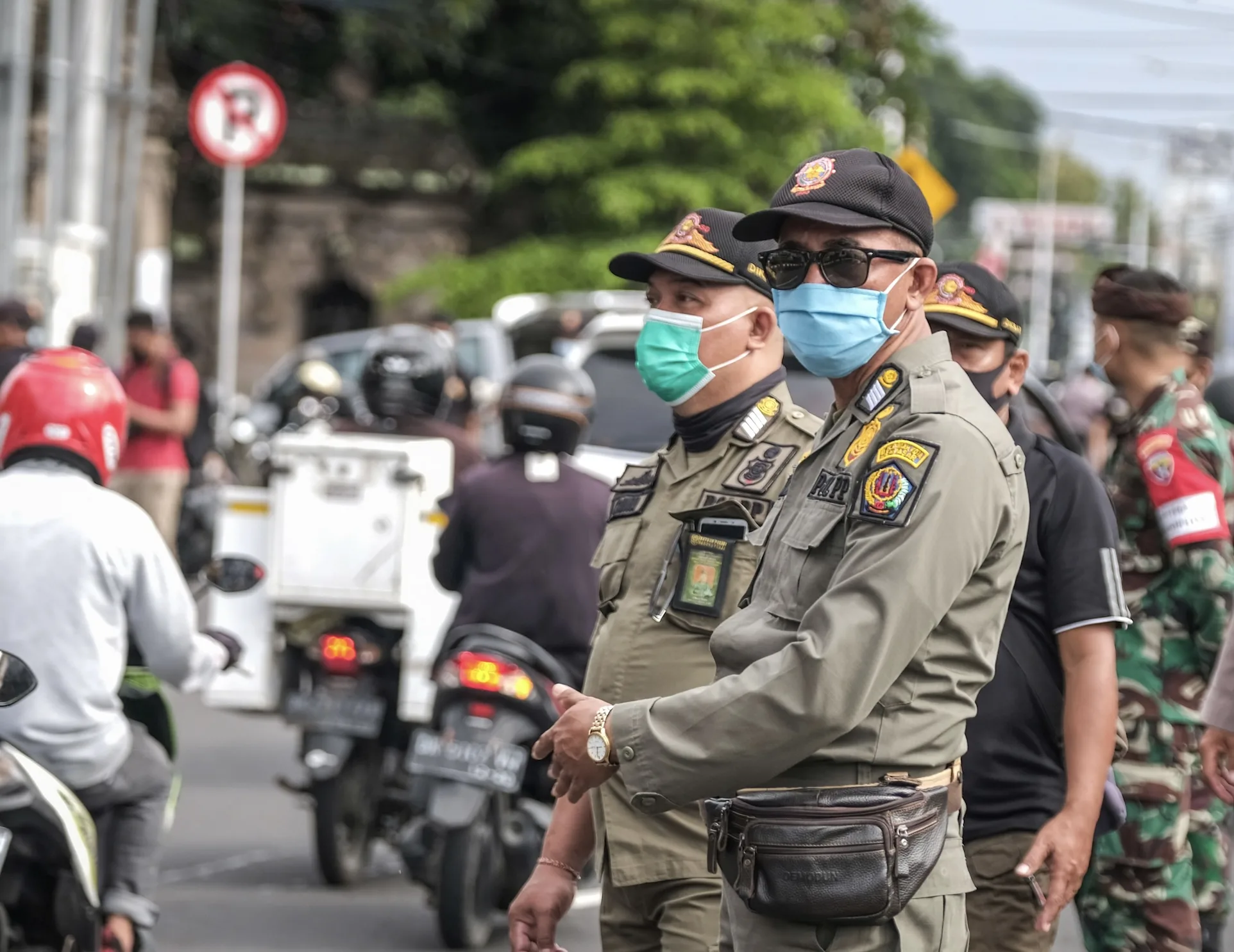 Bali Police Mocked By Foreigners Refusing To Follow Protocols