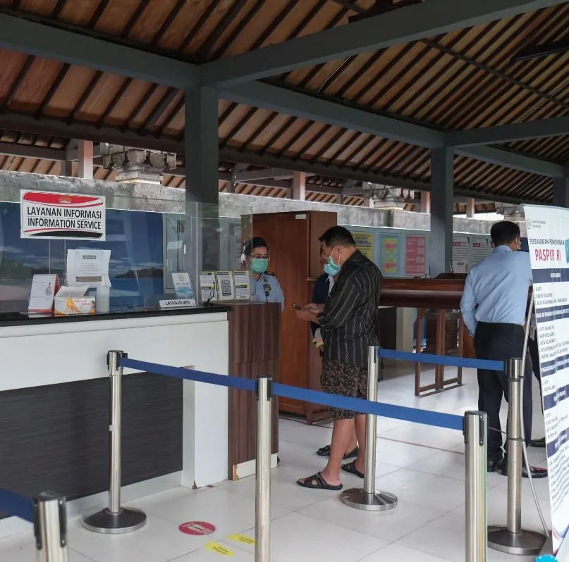 Immigration office counter 