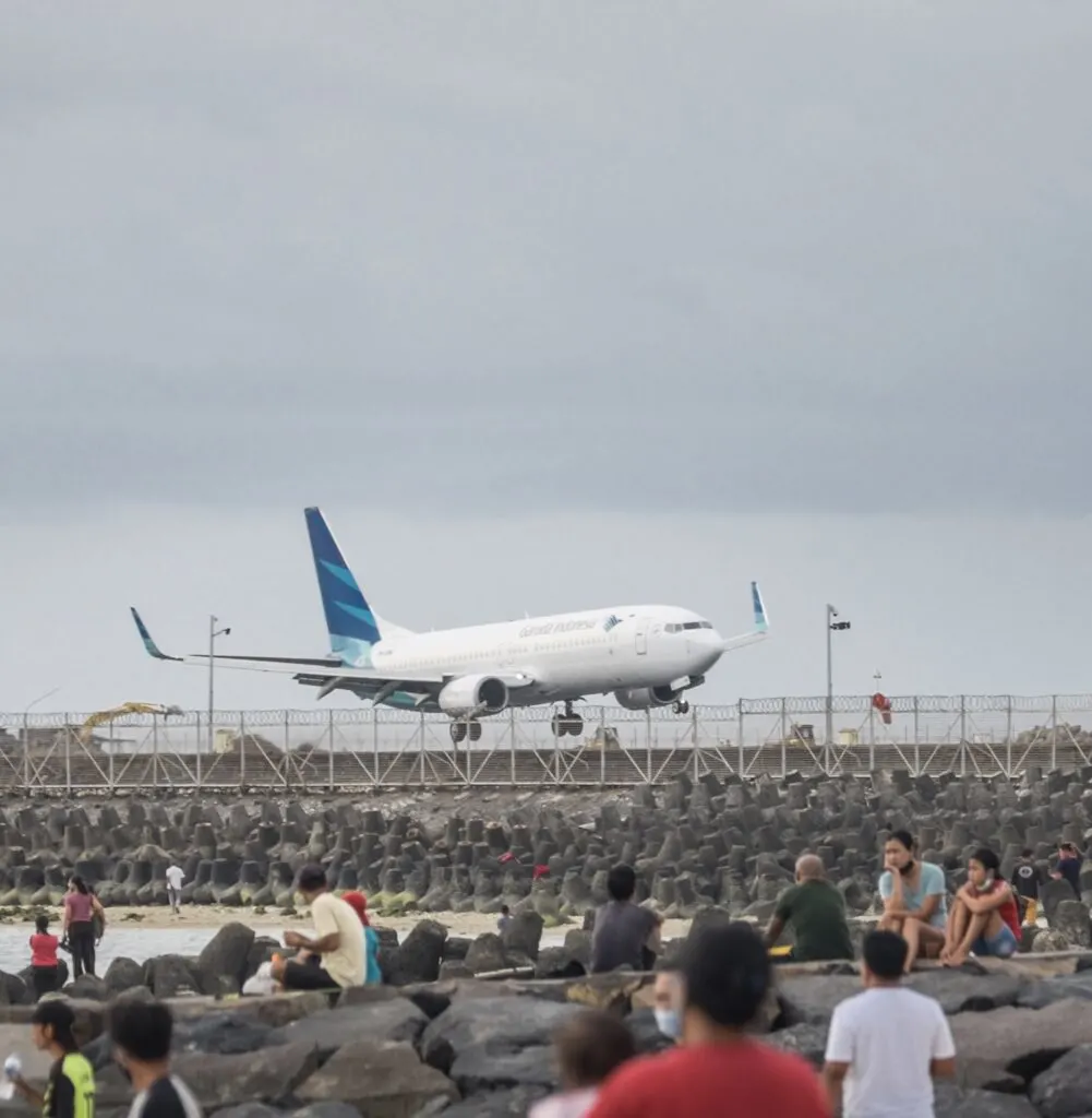 plane landing in Bali