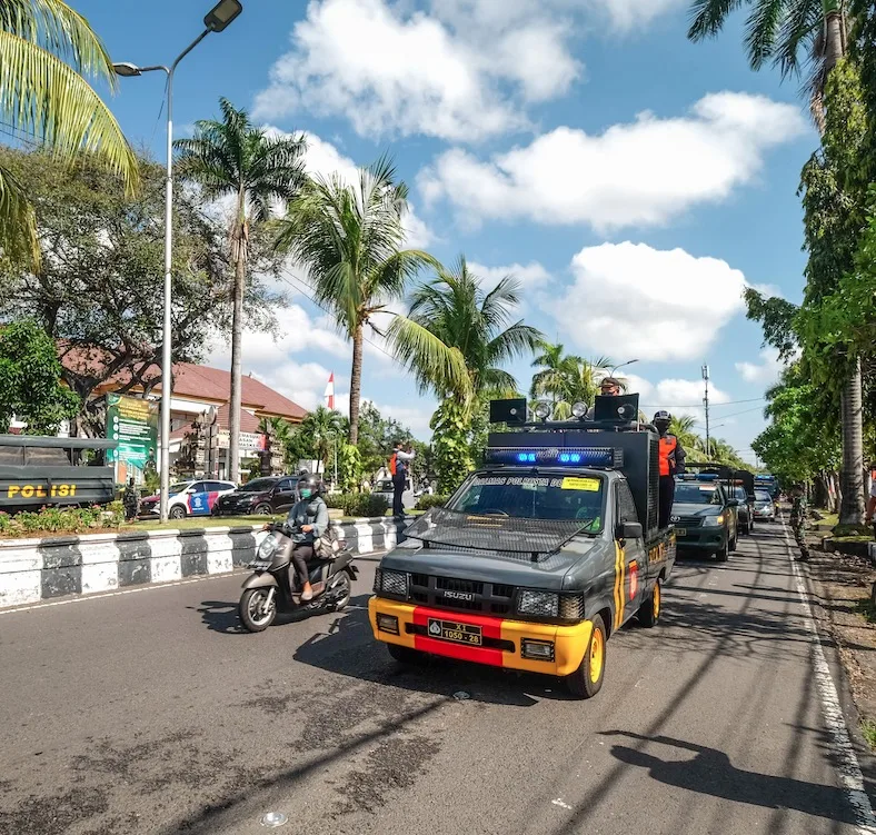 police trucks in Bali