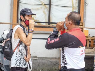 Bali Authorities Test Those Without Face Masks In Public