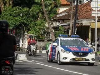 Bali Police Arrest Two Suspects For Car Break-ins