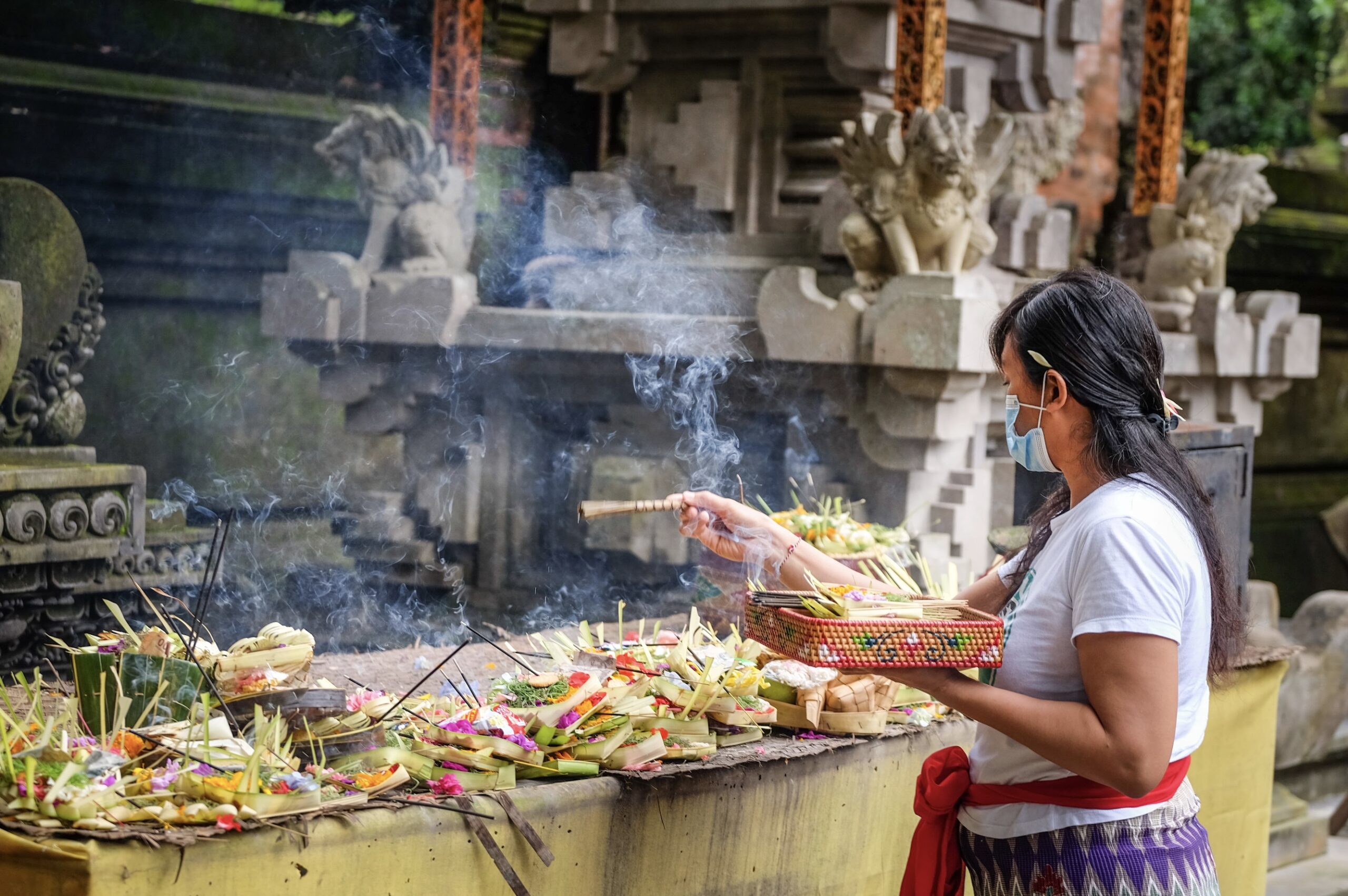 Tourism Workers In Bali Can Now Apply For Covid19 Vaccines The Bali Sun