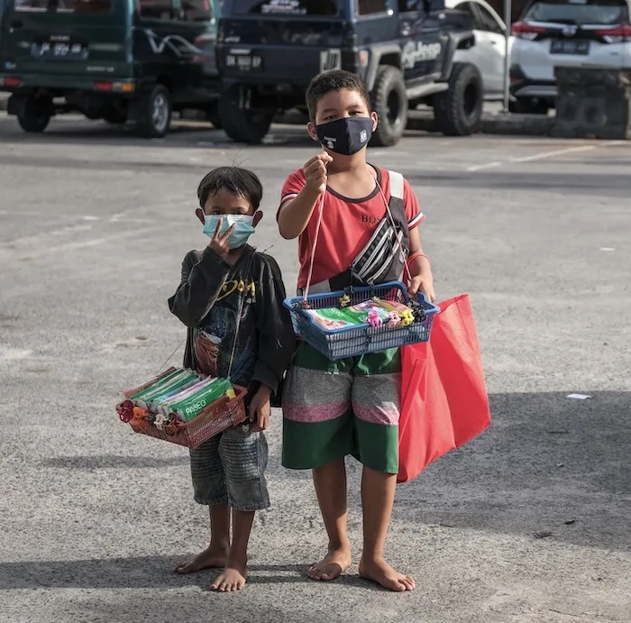 children on streets poverty