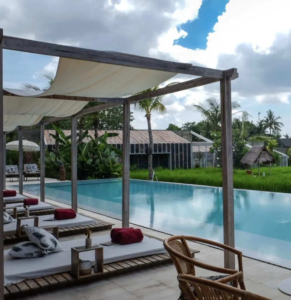empty-Bali-hotel-resort