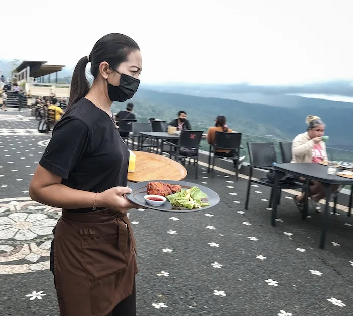 hotel cafe server face mask