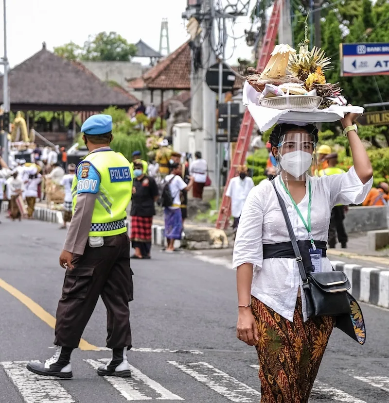 local mask police