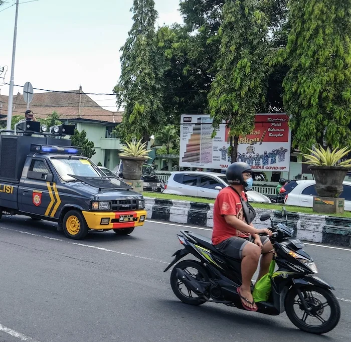 police patrol car