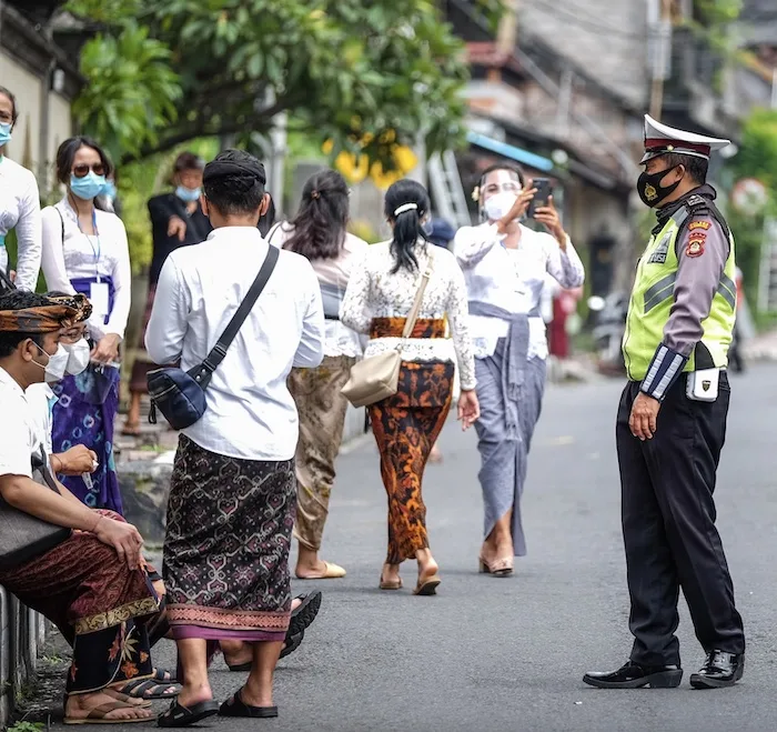 police villagers mask