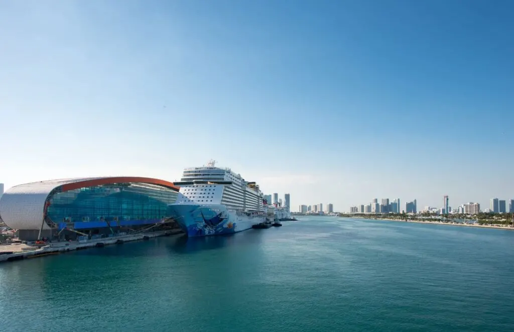 200 Bali Cruise Workers Scammed For Vaccine Fees