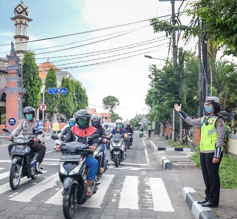 Bali Police Seize Motorbikes