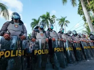 After an attack that occurred at the Indonesian Police Headquarters located in Jakarta on Wednesday (31/3), Bali Police Department has decided to strengthen all the police stations across Bali.