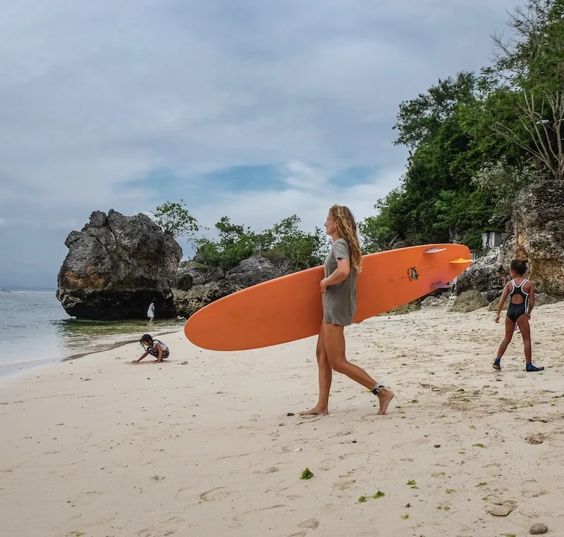 tourist surfer