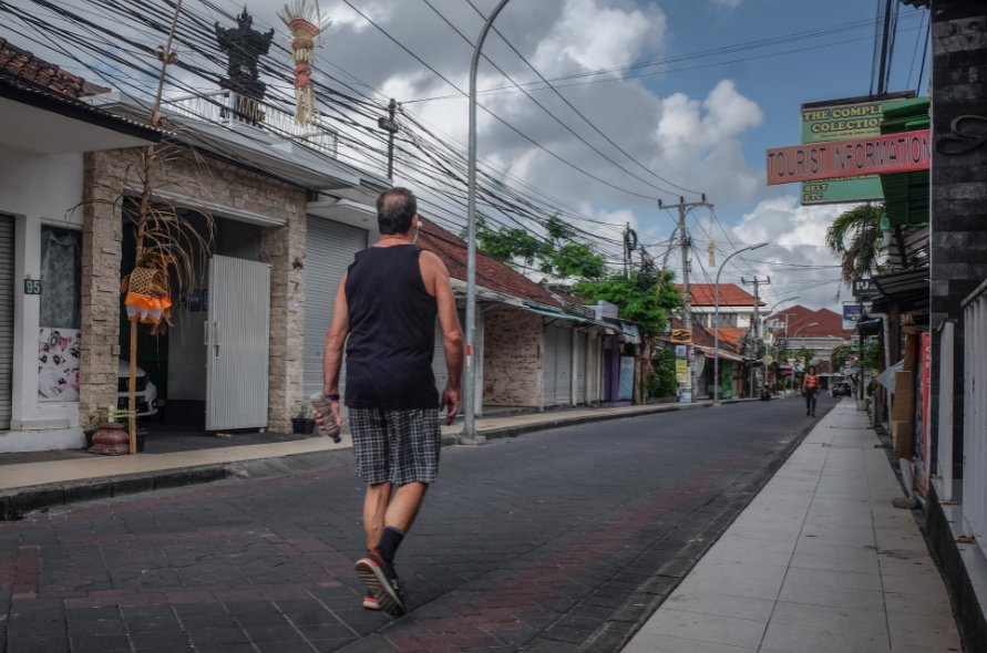 Bali authorities have apprehended a 60-year-old man named Albani from Italy for being homeless and begging in Bali since the Covid-19 pandemic struck.