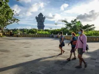 Bali College Students Urge Government To Reopen International Borders