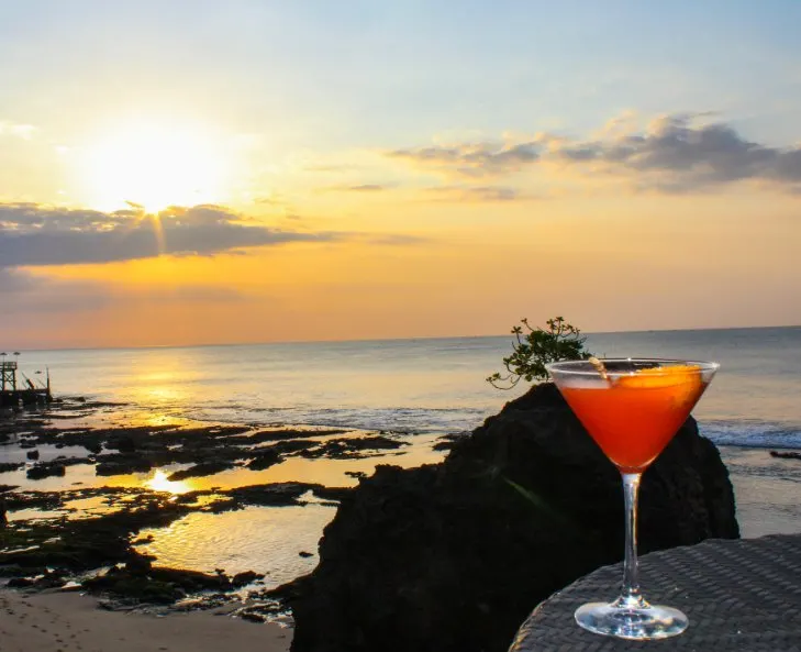 bali-sunset-with-drink