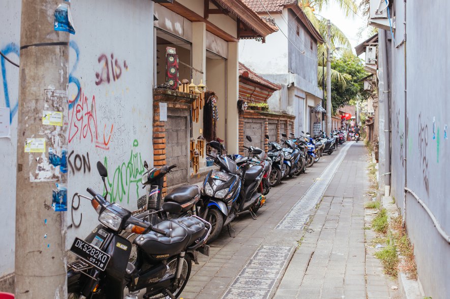 The Badung Police Department has instructed all the local motorbike shops in the Badung area to stop producing loud, customized exhaust systems for their customers.