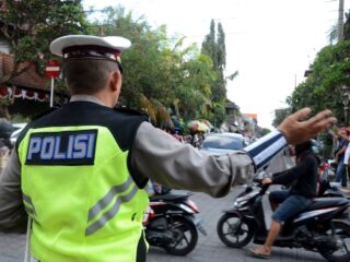 American Man Has Been Detained In Bali For Wearing Police Uniform For Halloween