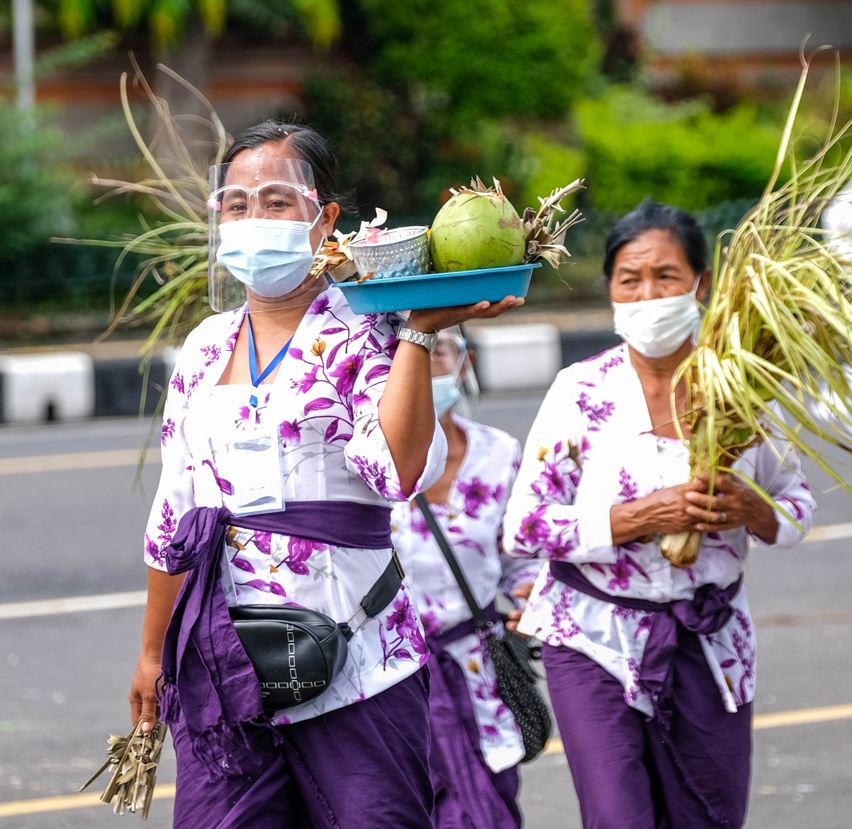 Bali traditonal women in masks